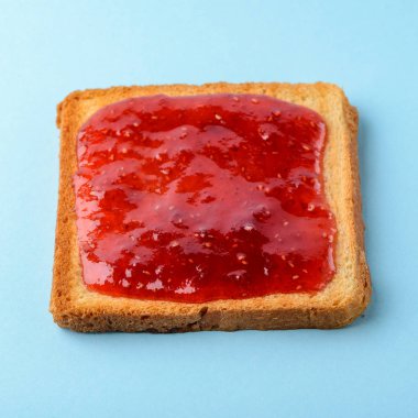 Ahududu reçeli ile tost