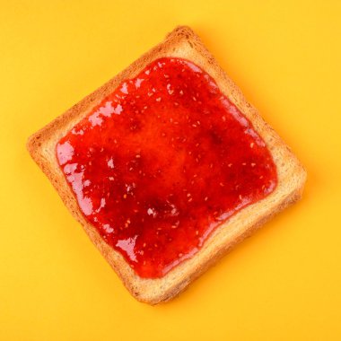 Ahududu reçeli ile tost