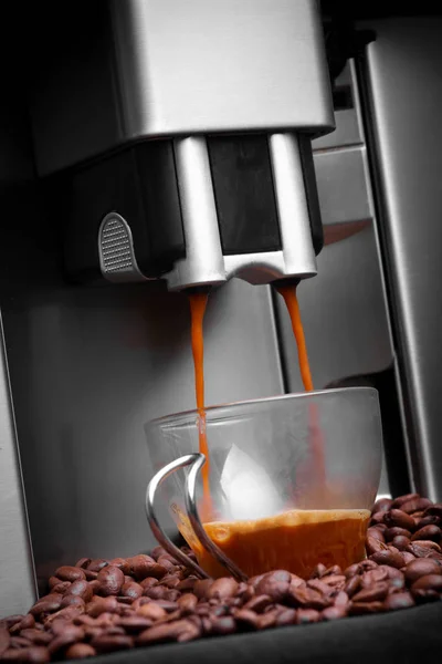 Máquina Café Expreso Haciendo Café Fondo Vigas Café — Foto de Stock