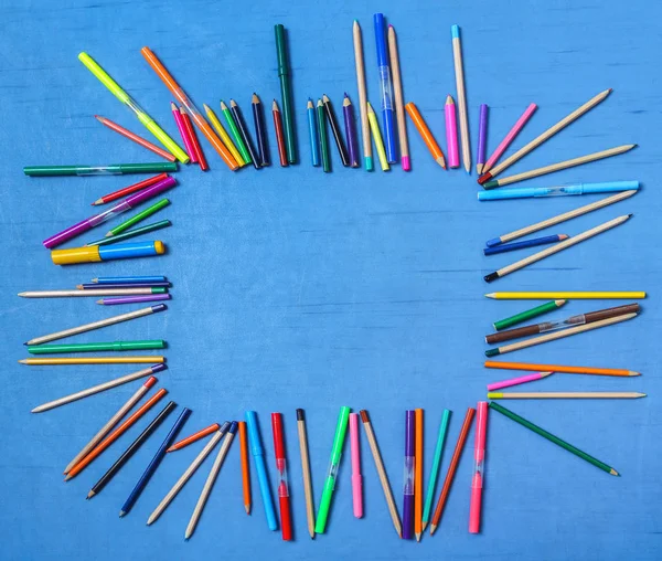 Lápices Colores Tablero Escuela Azul —  Fotos de Stock