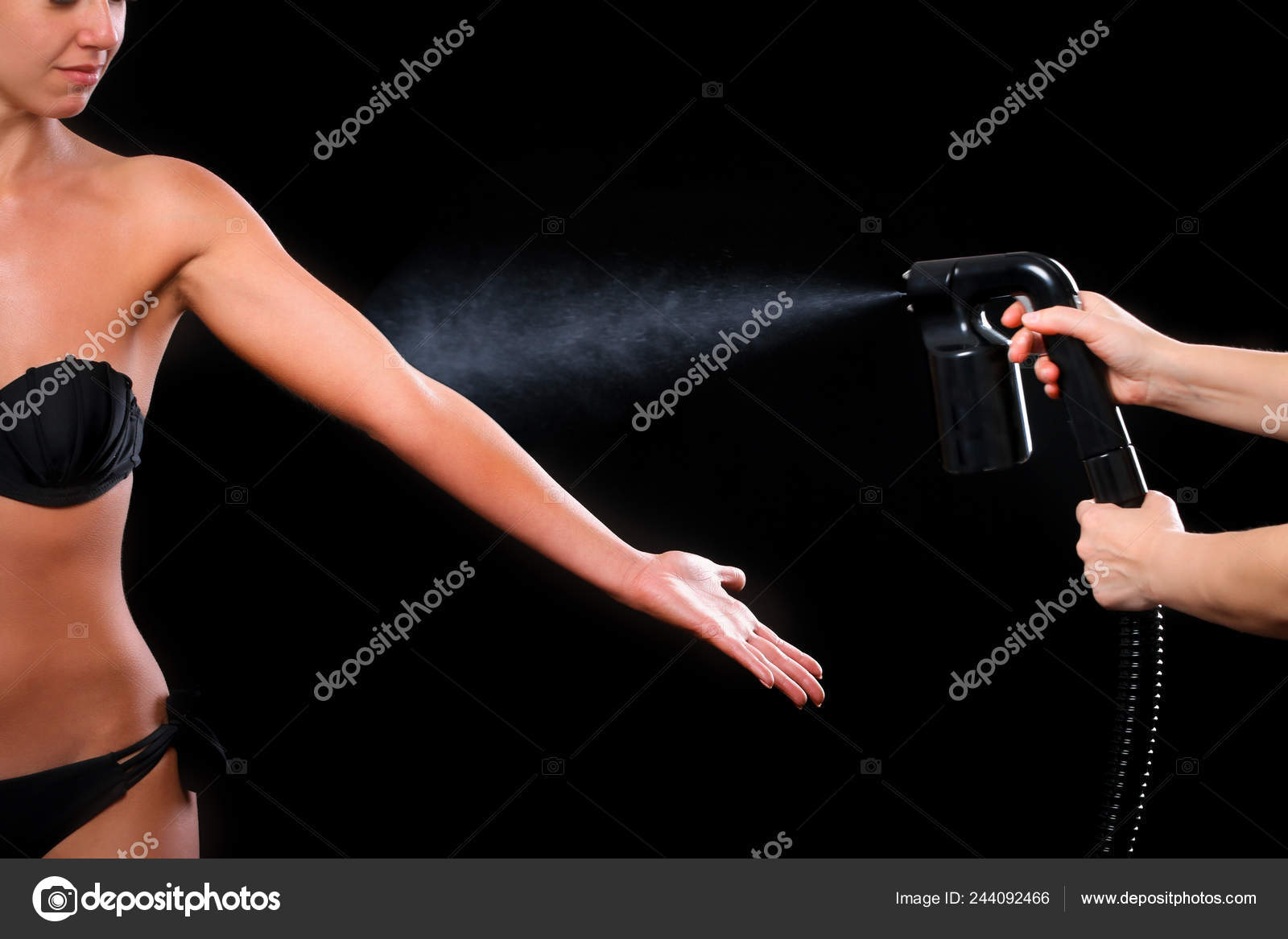 エアブラシ専門美容室の女性ボディ ペイント ストック写真 C Tcsaba
