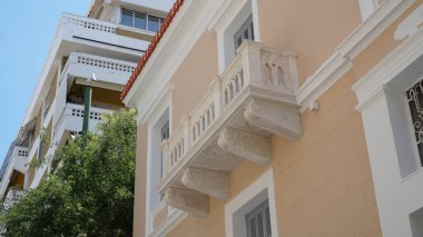 asgari villa balkonu yakın plan.