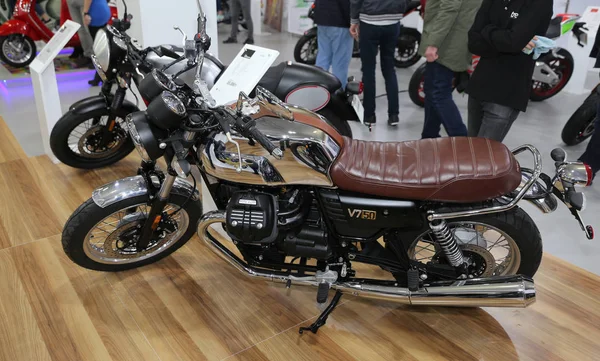 Istanbul Turquía Febrero 2018 Moto Guzzi Exhibición Motobike Istanbul Centro — Foto de Stock