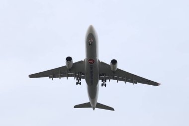 Istanbul, Türkiye - 03 Şubat 2018: Türk Hava Yolları'nın Airbus A330-Istanbul Atatürk Havaalanına iniş 203 (Cn 754). Senin 328 filo büyüklüğü ve 302 hedefleri Türkiye'nin bayrak taşıyıcı