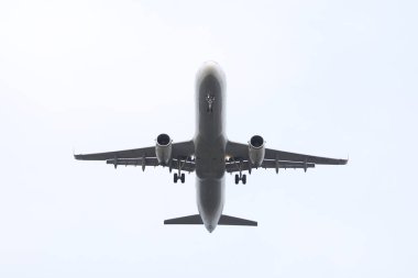 Istanbul, Türkiye - 03 Şubat 2018: Türk Hava Yolları'nın Airbus A321-Istanbul Atatürk Havaalanına iniş 231 (Cn 6758). Senin 328 filo büyüklüğü ve 302 hedefleri Türkiye'nin bayrak taşıyıcı