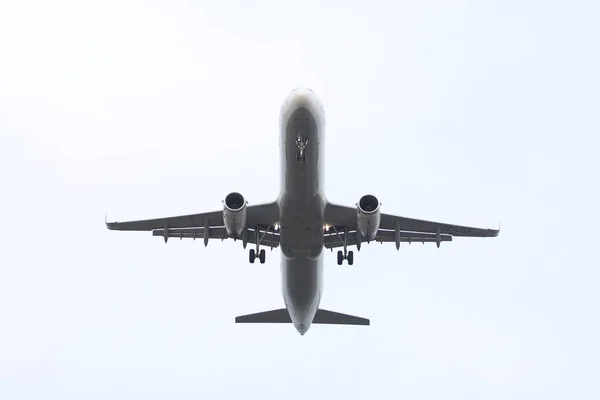 이스탄불 2018 항공에 A321 231 6758 이스탄불 아타튀르크 공항에 328 — 스톡 사진