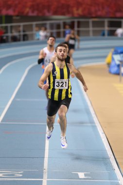 Istanbul, Türkiye - 03 Şubat 2018: Turkcell Türk Atletizm Şampiyonası sırasında çalışan sporcular