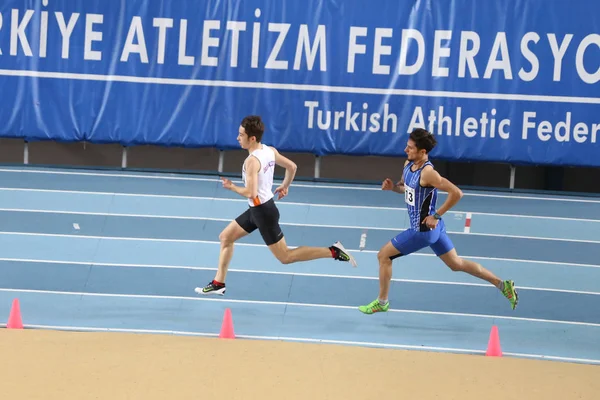 土耳其伊斯坦布尔 2018年2月04日 Turkcell 土耳其室内田径锦标赛中的运动员赛跑 — 图库照片