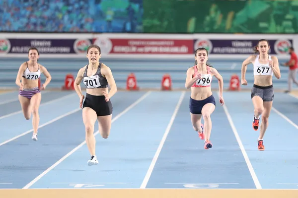 Istanbul Turquía Febrero 2018 Atletas Corriendo Metros Durante Campeonato Turco —  Fotos de Stock