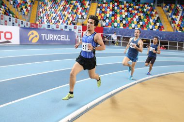 Istanbul, Türkiye - 04 Şubat 2018: Turkcell Türk Atletizm Şampiyonası sırasında çalışan sporcular