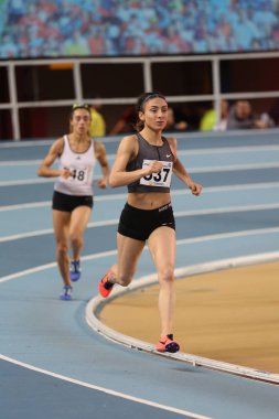 Istanbul, Türkiye - 03 Şubat 2018: Turkcell Türk Atletizm Şampiyonası sırasında çalışan sporcular