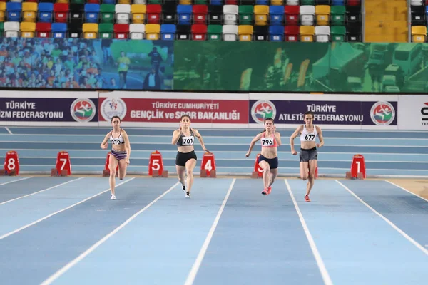 Istanbul Turchia Febbraio 2018 Atleti Che Corrono Metri Durante Campionati — Foto Stock