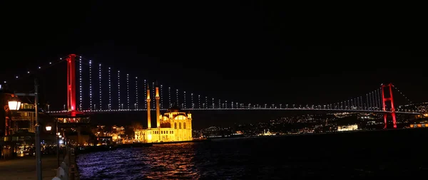 Most Bosforski Między Europejskich Azjatyckich Stronach Istanbul City Stambuł Turcja — Zdjęcie stockowe