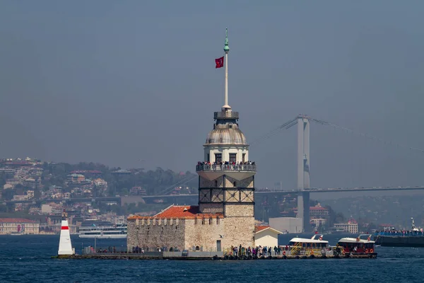 Torre Das Donzelas Estreito Bósforo Istambul Turquia — Fotografia de Stock