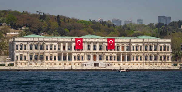 Palácio Ciragan Ortakoy Istambul Turquia — Fotografia de Stock