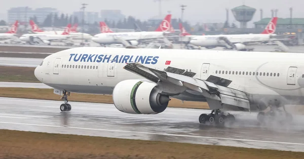 Istanbul Türkei März 2018 Türkische Fluggesellschaften Lassen 777 3F2Er 40796 — Stockfoto