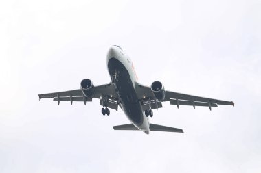 Istanbul, Türkiye - 04 Mart 2018: Uls havayolları kargo Istanbul Atatürk Havaalanına iniş Airbus 310-304f (Cn 622). ULS havayolları var 3 filo büyüklüğü ve 10'dan fazla yerler