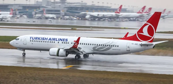 Istanbul Türkei März 2018 Türkische Fluggesellschaften Landen 737 8F2 35739 — Stockfoto