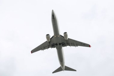 Istanbul, Türkiye - 04 Mart 2018: Türk Hava Yolları Boeing 737-8f2 (Cn 40976) açılış Istanbul Ataturk Havaalanı'na. Senin 328 filo büyüklüğü ve 302 hedefleri Türkiye'nin bayrak taşıyıcı