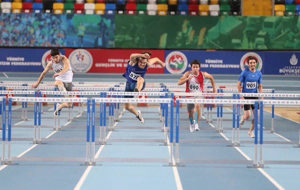 Istanbul Türkiye Mart 2018 Metre Engelli Türk Atletizm Kapalı Yarışmalar — Stok fotoğraf