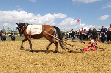 Istanbul, Türkiye - 12 Mayıs 2018: Karıştırma gösteri sırasında Etnospor Kültür Festivali