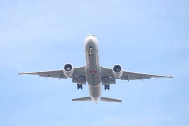 Istanbul, Türkiye - 10 Mart 2018: Türk Hava Yolları Boeing 777-3f2er (Cn 44129) açılış Istanbul Ataturk Havaalanı'na. Senin 328 filo büyüklüğü ve 302 hedefleri Türkiye'nin bayrak taşıyıcı
