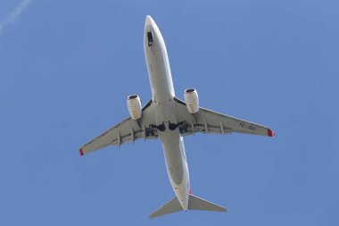 Istanbul, Türkiye - 10 Mart 2018: Türk Hava Yolları Boeing 737-8f2 (Cn 34418) açılış Istanbul Ataturk Havaalanı'na. Senin 328 filo büyüklüğü ve 302 hedefleri Türkiye'nin bayrak taşıyıcı
