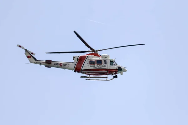 Antalye Turquie Mai 2018 Hélicoptère Sécurité Côtière Survolant Mer Méditerranée — Photo