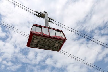 Antalya, Türkiye - 19 Mayıs 2018: Olympos teleferik yolculuğu tahtalı Dağları için Kemer