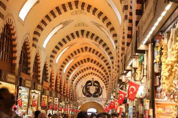 Istanbul Turkey May 2018 People Shopping Spice Bazaar Spice Bazaar — Stock Photo, Image