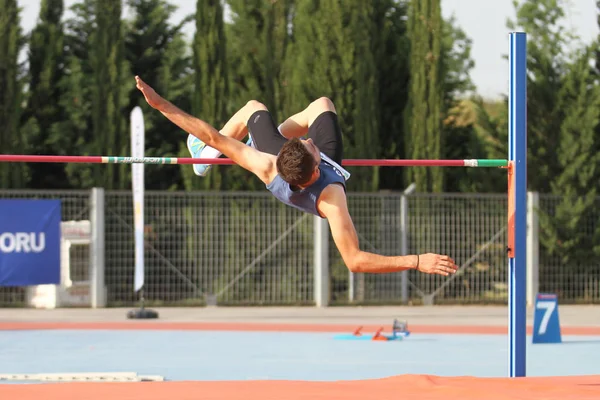 Istanbul Turquía Junio 2018 Atleta Indefinido Saltando Alto Durante Campeonato —  Fotos de Stock