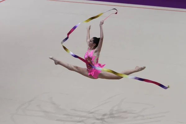 Istanbul Turecko Června 2018 Neznámý Gymnastka Provádí Během Rytmické Cup — Stock fotografie