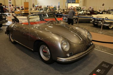 Istanbul, Türkiye - 01 Temmuz 2018: Porsche 356 ekran Istanbul Klasik Otomobil Festivali