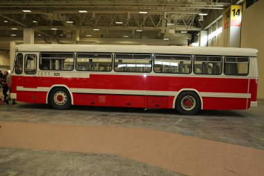 Istanbul, Türkiye - 01 Temmuz 2018: Leyland Levend Belediye otobüsünü ekran Istanbul Klasik Otomobil Festivali