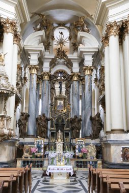Lviv, Ukrayna - 10 Temmuz 2018: Dominik kilise içinde Lviv City, Ukrayna