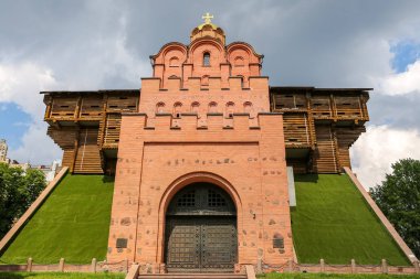 Ukrayna 'nın Kiev şehrindeki Golden Gate cephesi