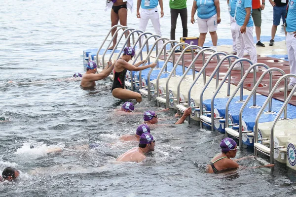 Istanbul Turkey July 2018 Swimmers Finish Samsung Bosphorus Cross Continental — Stock Photo, Image