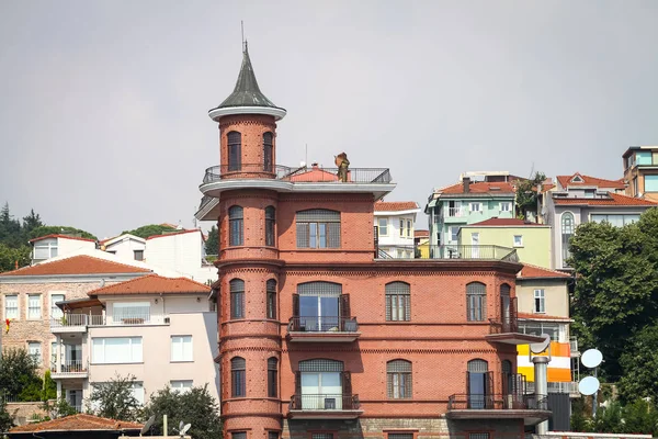 Byggnad Bosporen Istanbul City Turkiet — Stockfoto