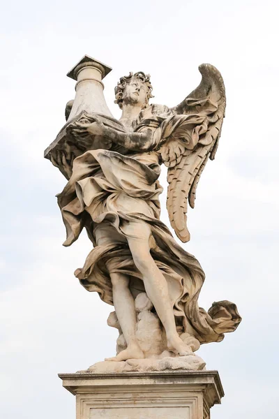 Ángel Con Estatua Columna Puente Adriano Ciudad Roma Italia — Foto de Stock