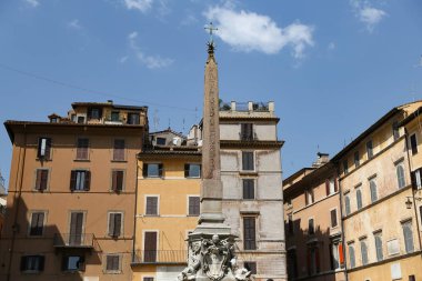Dikilitaş meydanında Pantheon - Piazza della Rotonda Roma şehir, İtalya