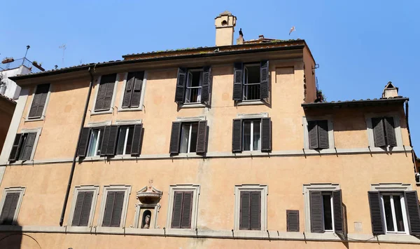 Fasada Budynku Mieście Rzym Włochy — Zdjęcie stockowe