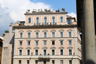 Via Nazionale, Roma şehri, İtalya binalarda