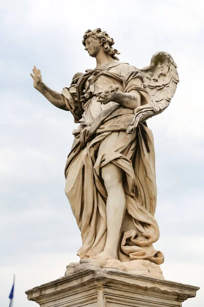 Estatua Ángel Con Las Uñas Puente Adriano Roma Italia — Foto de Stock