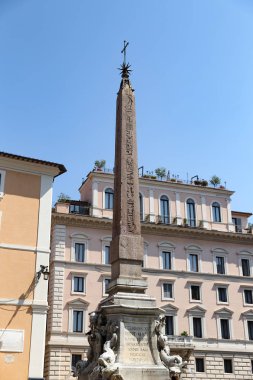 Dikilitaş meydanında Pantheon - Piazza della Rotonda Roma şehir, İtalya