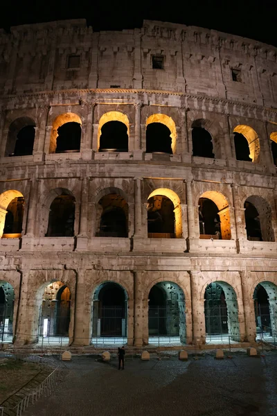 Kolosseum Bei Nacht Rom Italien — Stockfoto