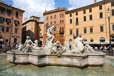 Rome, İtalya - 21 Ağustos 2018: Neptün Çeşmesi Piazza Navona, Roma şehir içinde