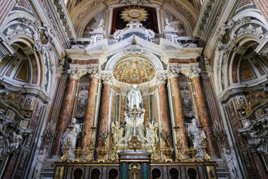 Naples, İtalya - 22 Ağustos 2018: Gesu Nuovo kilise içinde Napoli şehir