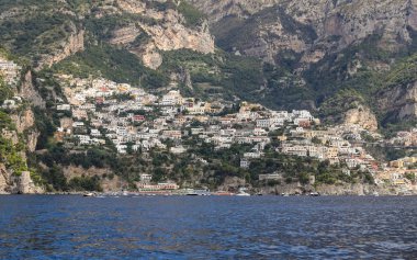 Napoli Şehri, İtalya 'daki Positano Kasabası Genel Görünümü