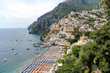 Napoli Şehri, İtalya 'daki Positano Kasabası Genel Görünümü