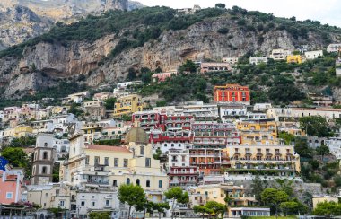 Napoli Şehri, İtalya 'daki Positano Kasabası Genel Görünümü